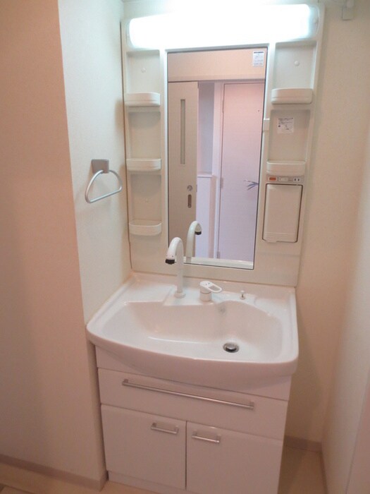 ウィスタリア三国の物件内観写真