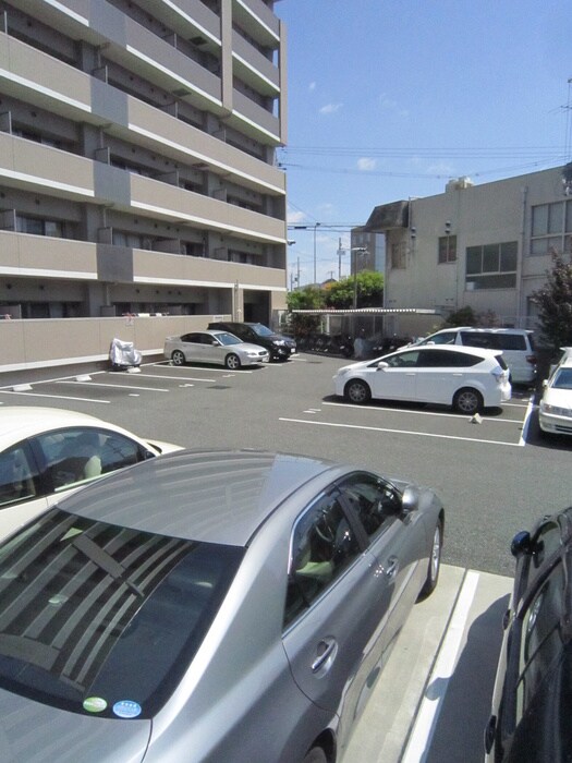 ウィスタリア三国の物件外観写真