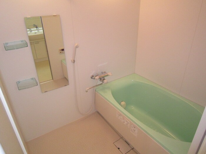 ウィスタリア三国の物件内観写真