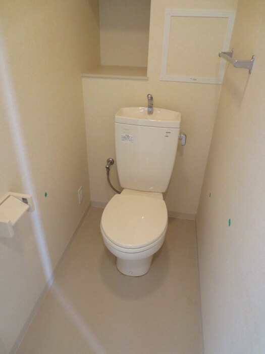 ウィスタリア三国の物件内観写真