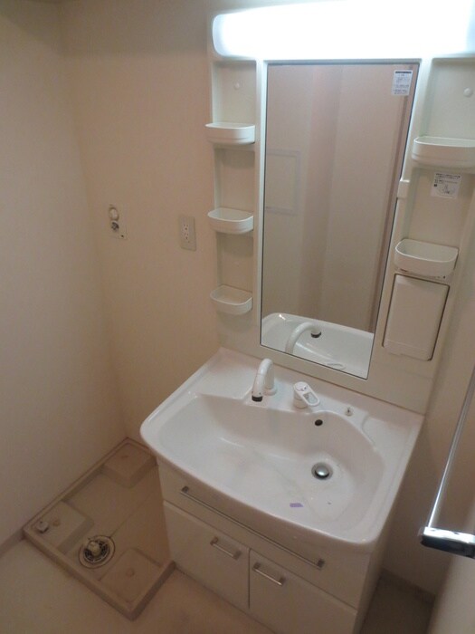 ウィスタリア三国の物件内観写真