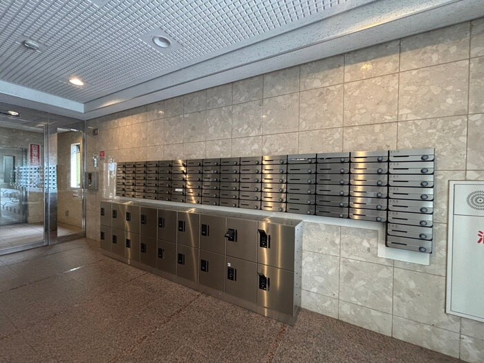 サムパティ－ク山科の物件外観写真