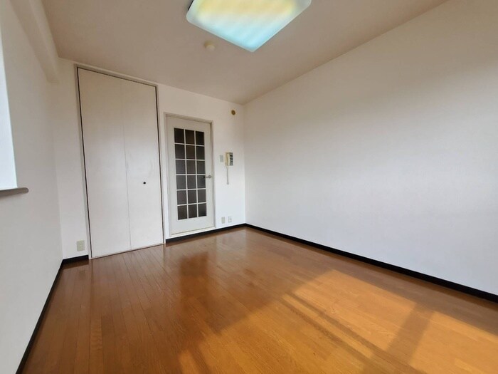 プレスト桃山の物件内観写真