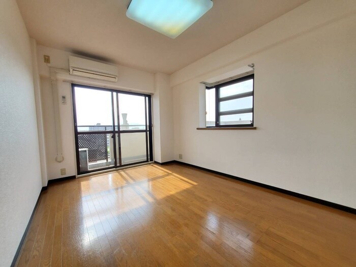 プレスト桃山の物件内観写真