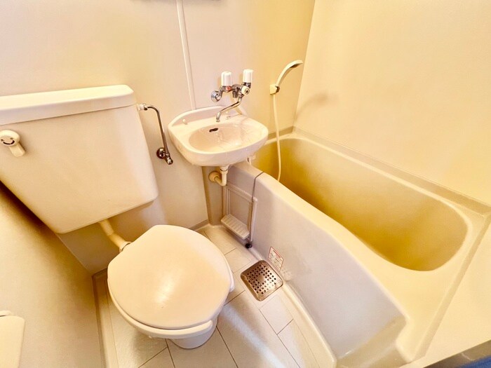 プレスト桃山の物件内観写真