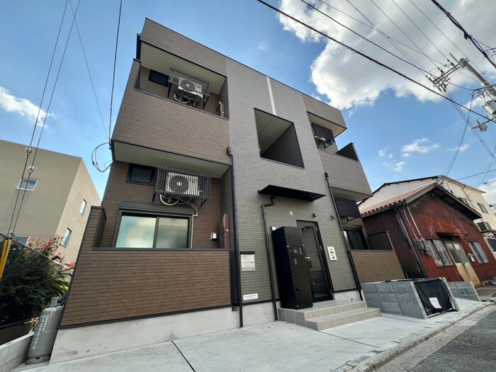 ハーモニーテラス稲荷悠苑の物件外観写真