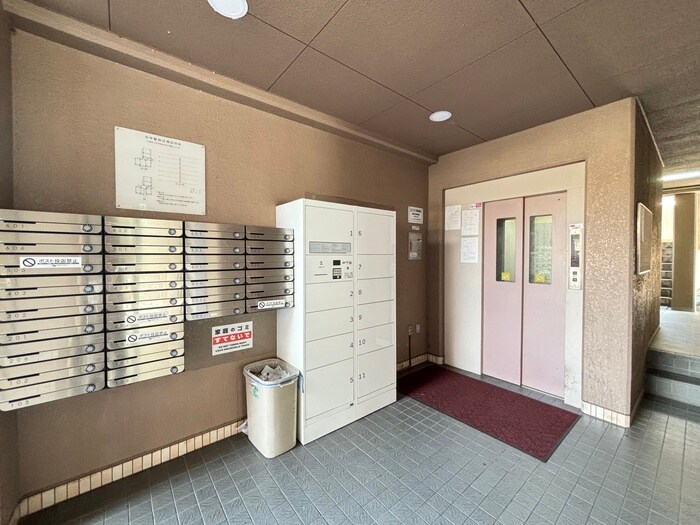 メゾンセレナの物件外観写真