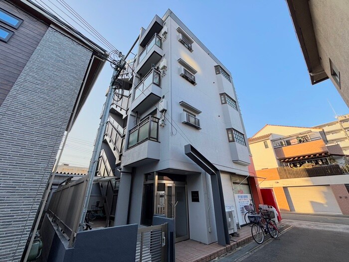 アーバンレジデンスの物件外観写真