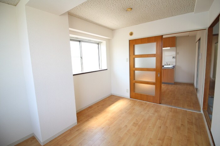 ラヴィアンヌ深江の物件内観写真