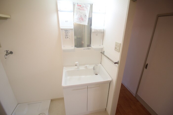 ラヴィアンヌ深江の物件内観写真