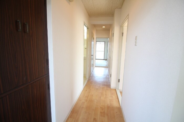 ラヴィアンヌ深江の物件内観写真