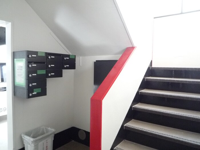 吹東マンションの物件外観写真