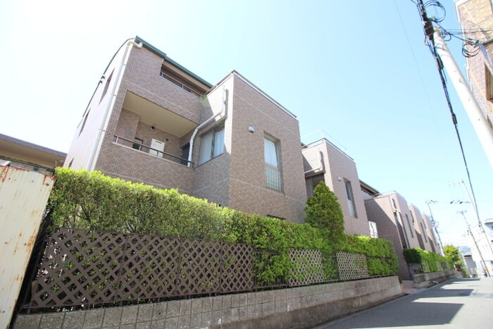 アダ－ジョ北垣内の物件外観写真