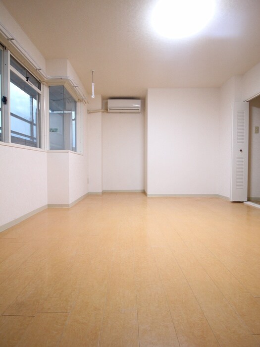 ハイネス石川の物件内観写真