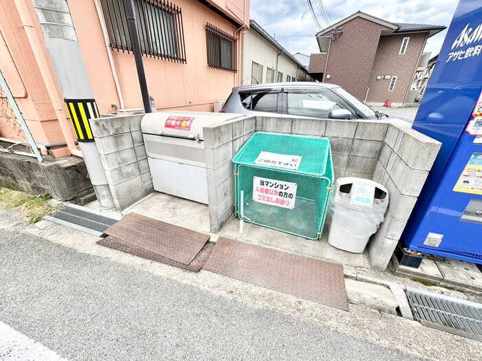 友田ハイツ西棟の物件外観写真