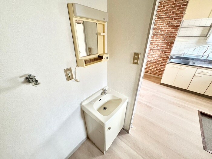 友田ハイツ西棟の物件内観写真