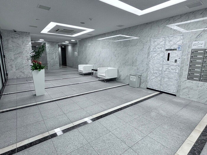 リーガル京都四条烏丸（403）の物件外観写真