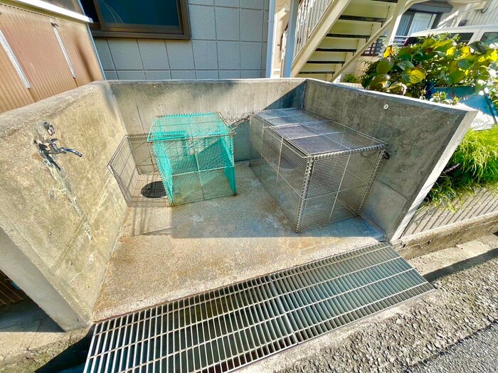 花ハウスの物件外観写真