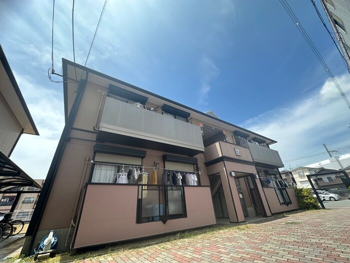 サンビレッヂ新和Ｂ棟の物件外観写真