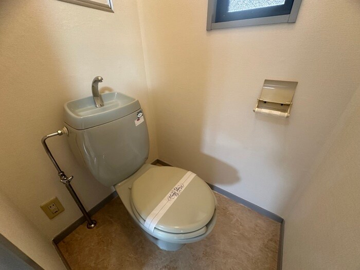 サンビレッヂ新和Ｂ棟の物件内観写真