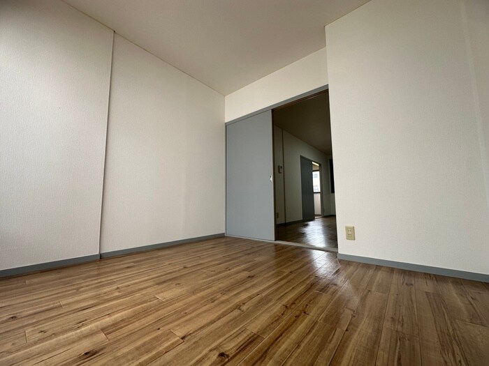 サンビレッヂ新和Ｂ棟の物件内観写真