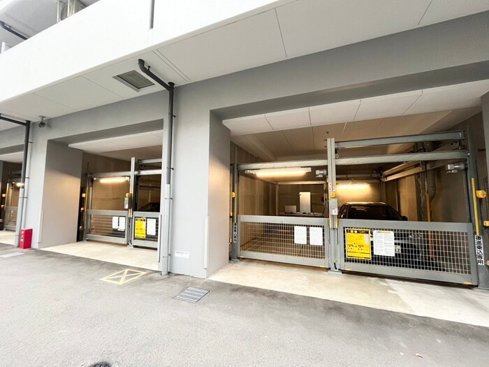 アドバンス江坂ラシュレの物件外観写真