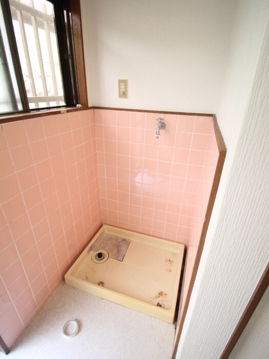 雲雀丘３丁目貸家の物件内観写真