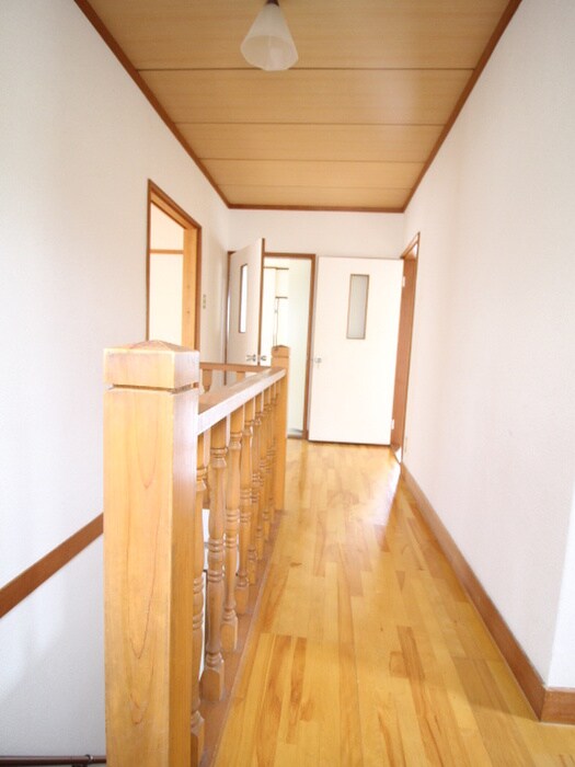 雲雀丘３丁目貸家の物件内観写真