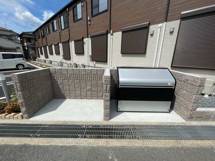 シュシュテラスの物件外観写真