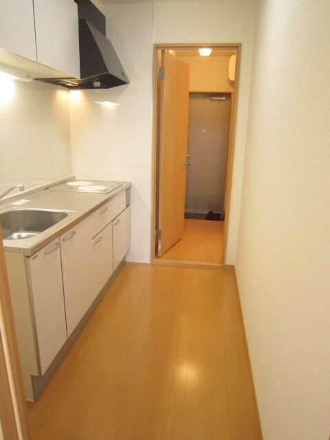 ｱﾝﾌﾟﾙｰﾙ ﾌｪｰﾙ ﾊﾟﾙﾌｪの物件内観写真