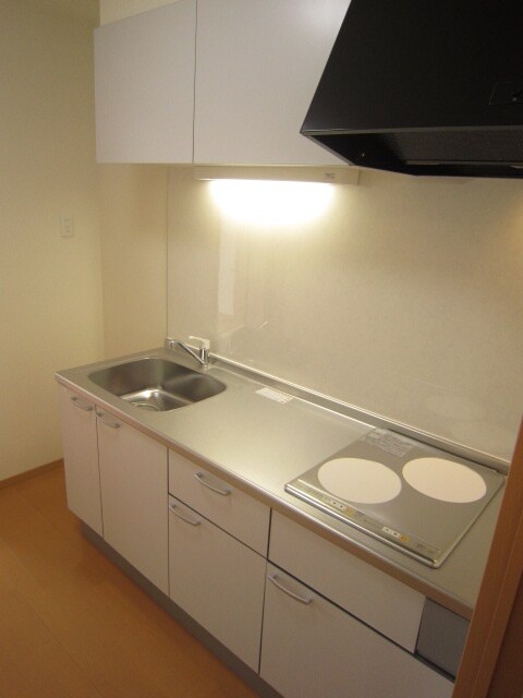 ｱﾝﾌﾟﾙｰﾙ ﾌｪｰﾙ ﾊﾟﾙﾌｪの物件内観写真