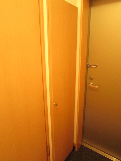 ｱﾝﾌﾟﾙｰﾙ ﾌｪｰﾙ ﾊﾟﾙﾌｪの物件内観写真