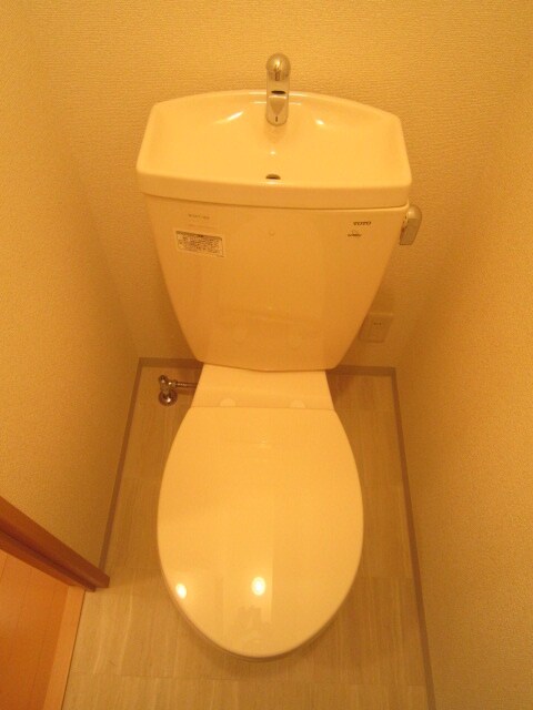 ｱﾝﾌﾟﾙｰﾙ ﾌｪｰﾙ ﾊﾟﾙﾌｪの物件内観写真