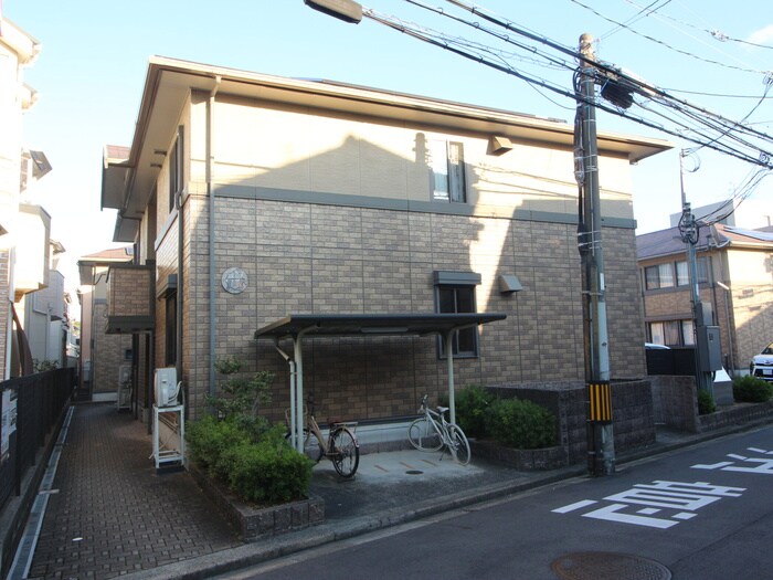 ガーデンビレッジＡ棟の物件外観写真