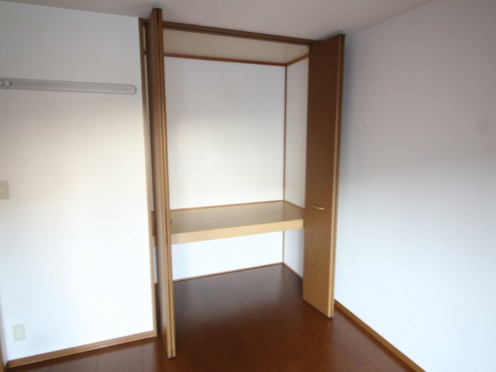 ガーデンビレッジＡ棟の物件内観写真