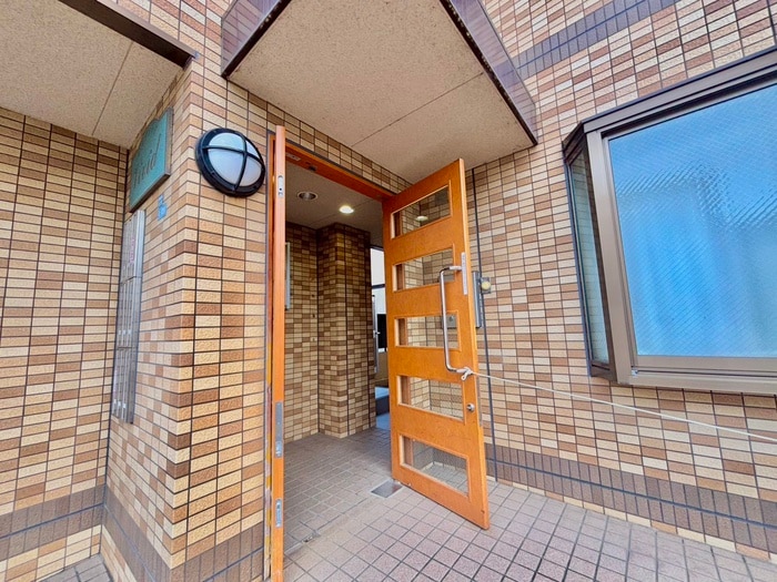 ヴィヴィッドの物件外観写真