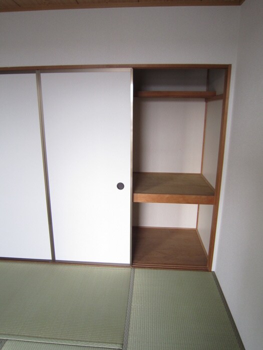 高井マンションの物件内観写真