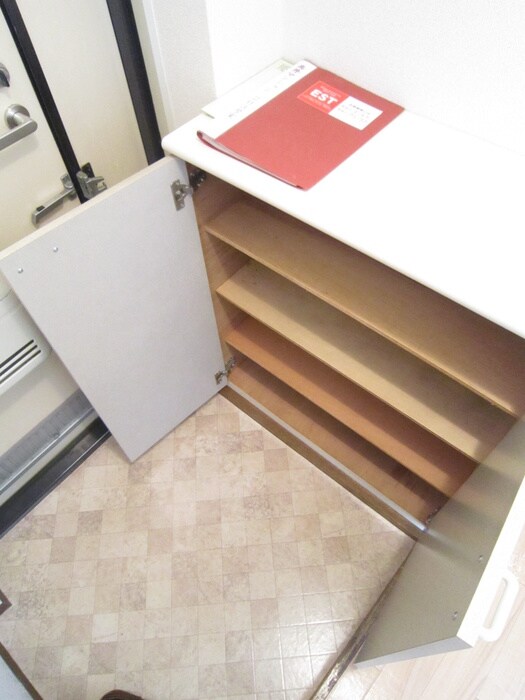 高井マンションの物件内観写真