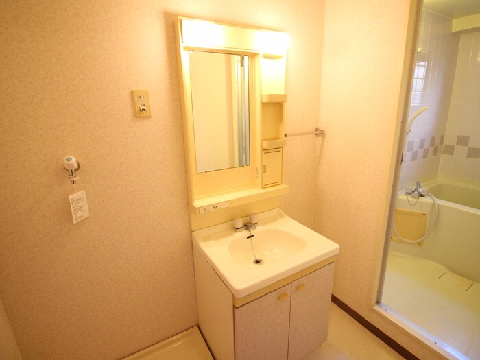 レジデンス燦の物件内観写真