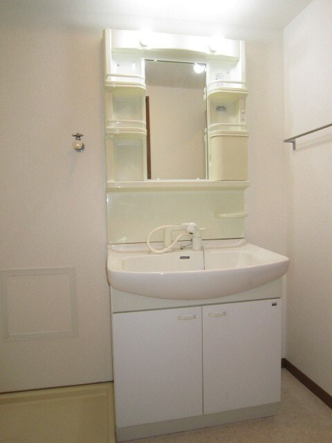 エ－ヴィヒ畠中の物件内観写真