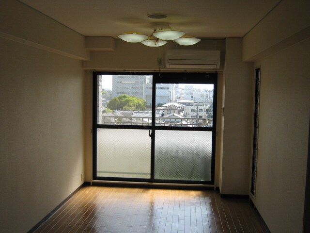 ロイヤルハイツ つかしんの物件内観写真