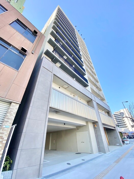 スプランディッド難波キャトルの物件外観写真