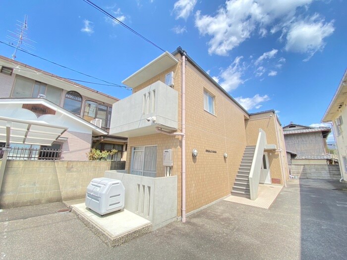 イデアーレ嵯峨の物件外観写真