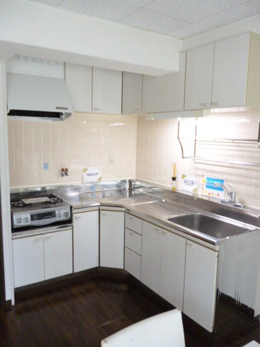 カルチェ清水谷の物件内観写真