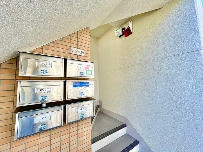 ﾗ･ﾒｿﾞﾝﾄﾞｰﾙ芦屋の物件外観写真