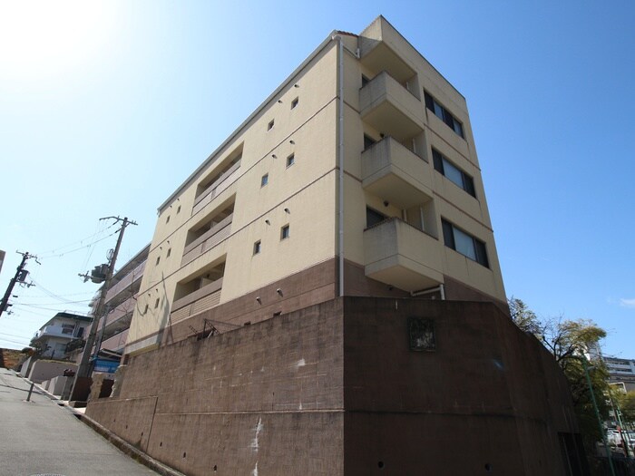 LEGIANー００２の物件外観写真