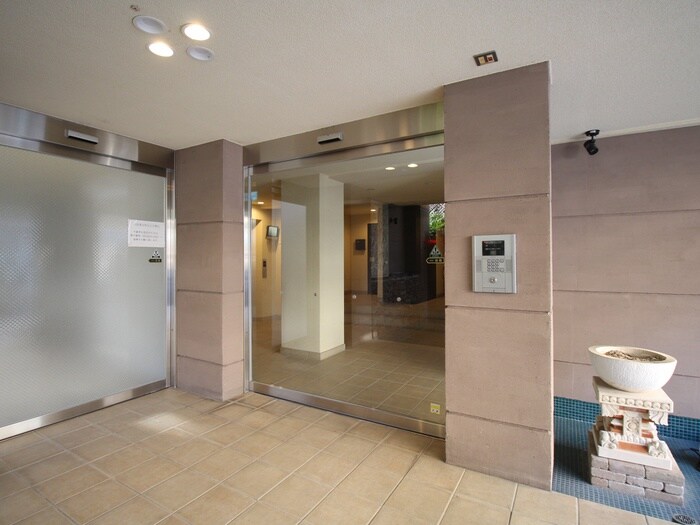 LEGIANー００２の物件外観写真