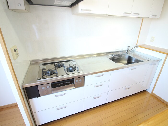 仁川リバ－サイドヒルズの物件内観写真