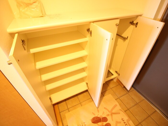 仁川リバ－サイドヒルズの物件内観写真