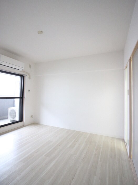 グランパスエクシ－ドの物件内観写真